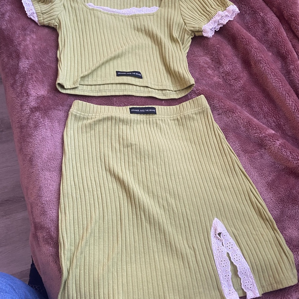Green fairy set in size medium from Orange Juice the brand worn once didn’t like